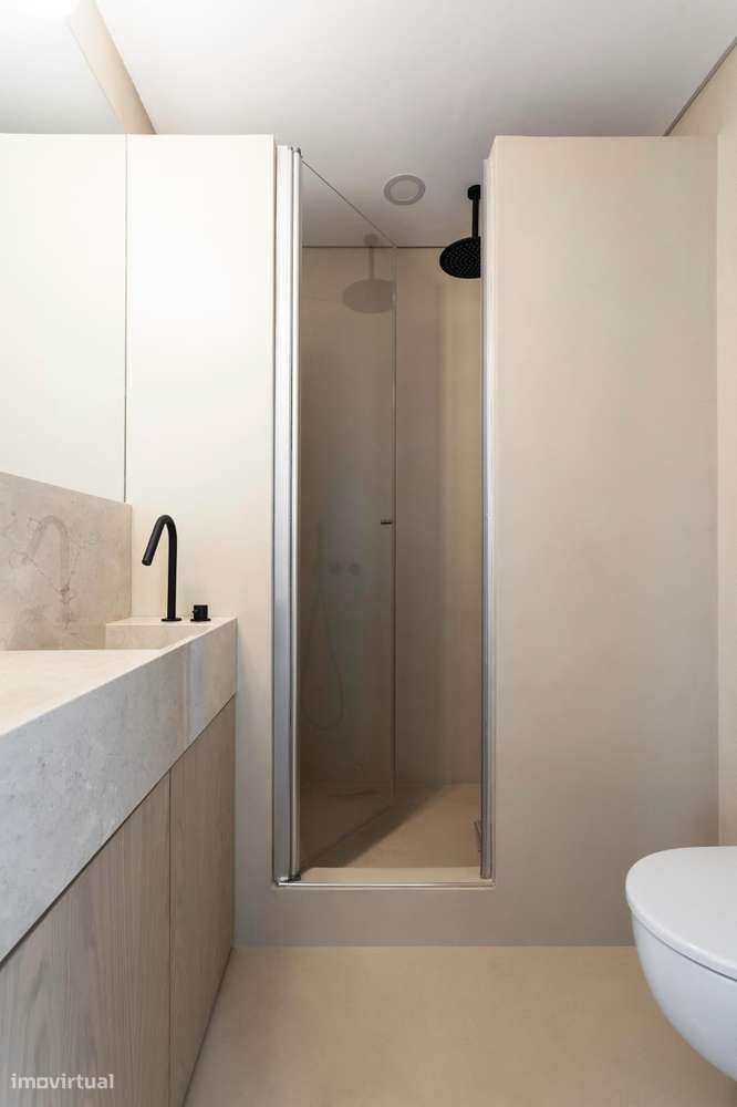 T4 remodelado com terraço - Rua Alexandre Ferreira-14