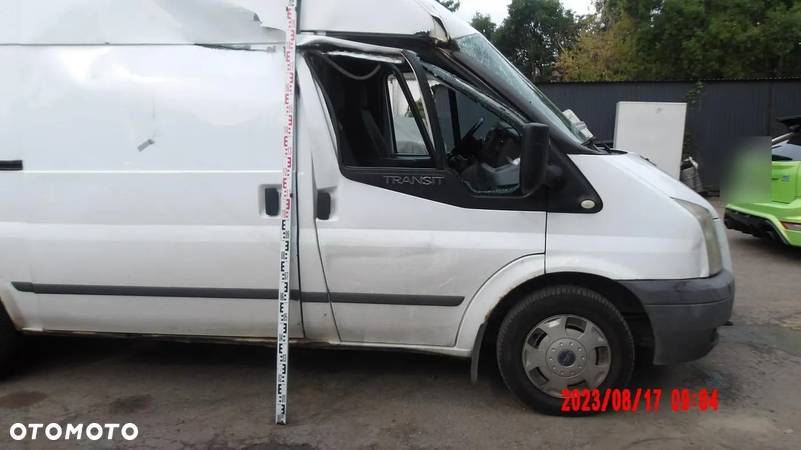 Ford Transit - 12