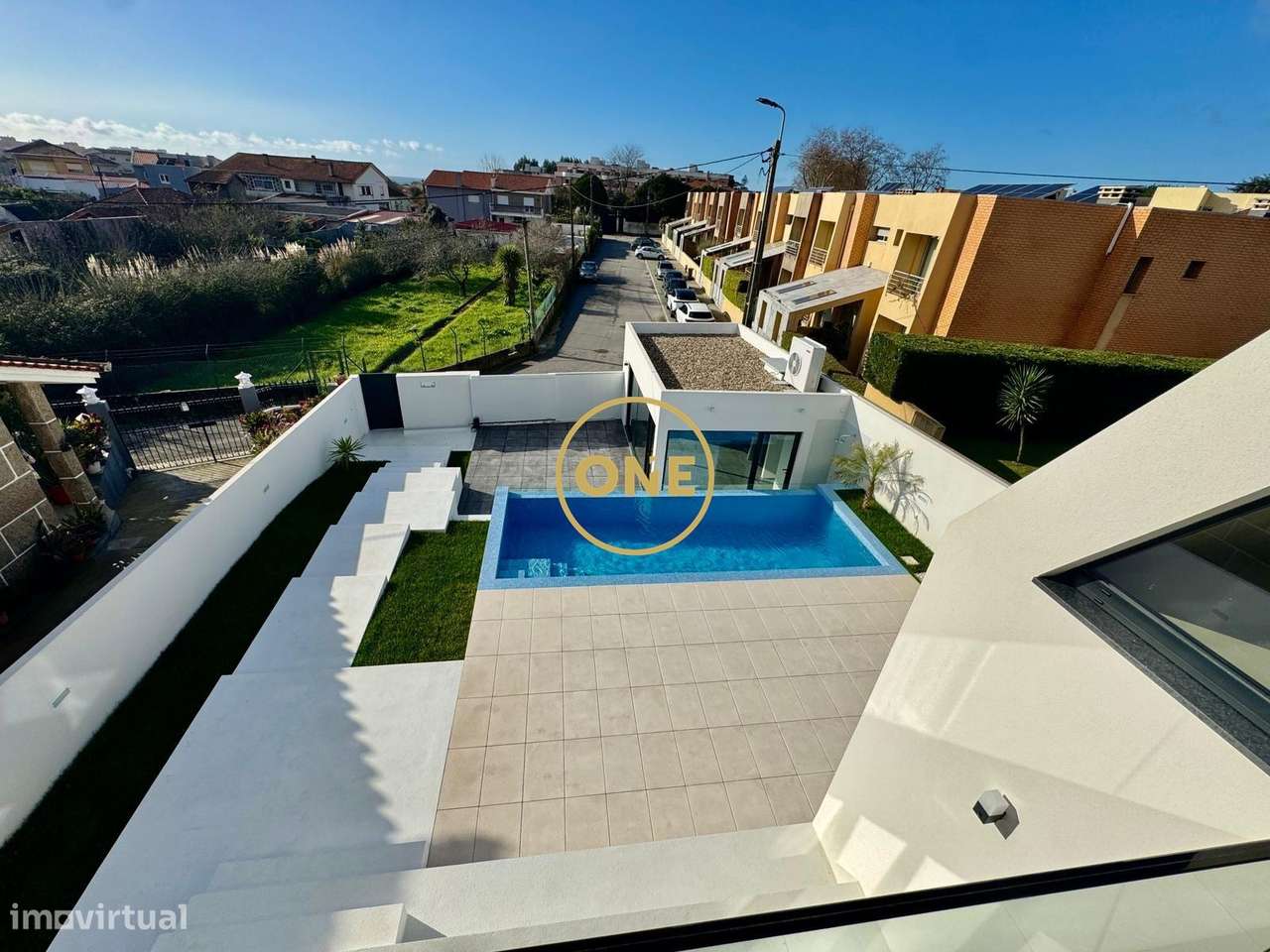 Moradia NOVA T3+1 | 330 m2 | Piscina | PRAIA | Francelos-43