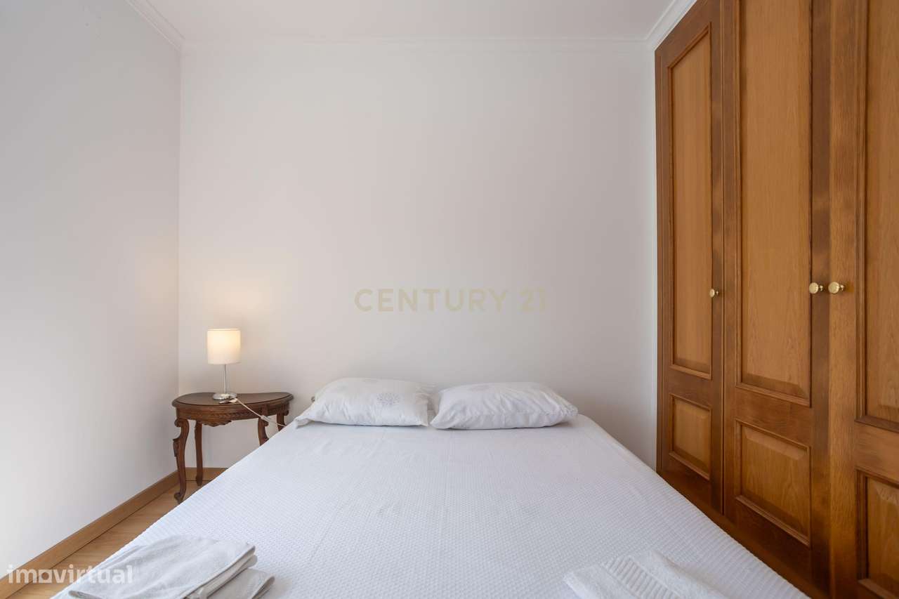 Apartamento T2 Como Novo no Cercal do Alentejo – Último Piso com Varan - Grande imagem: 3/29