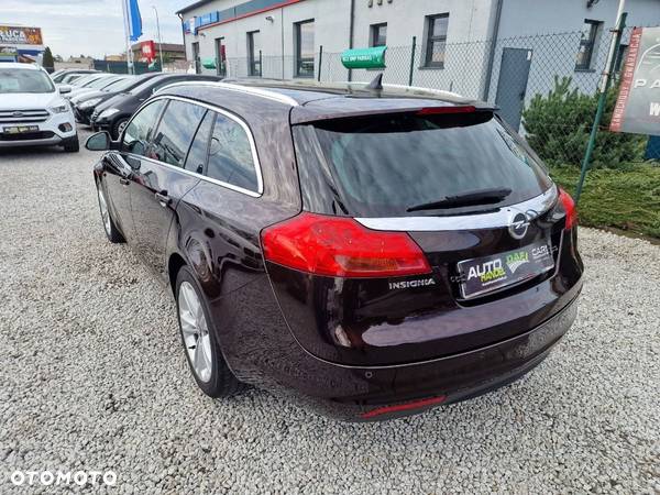 Opel Insignia - 36