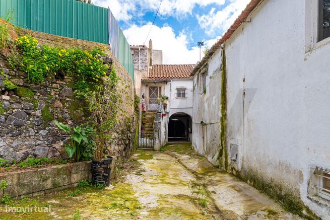 QUINTA para RECUPERAÇÂO c/ 6+2 APARTAMENTOS - BARCARENA - Oeiras-4