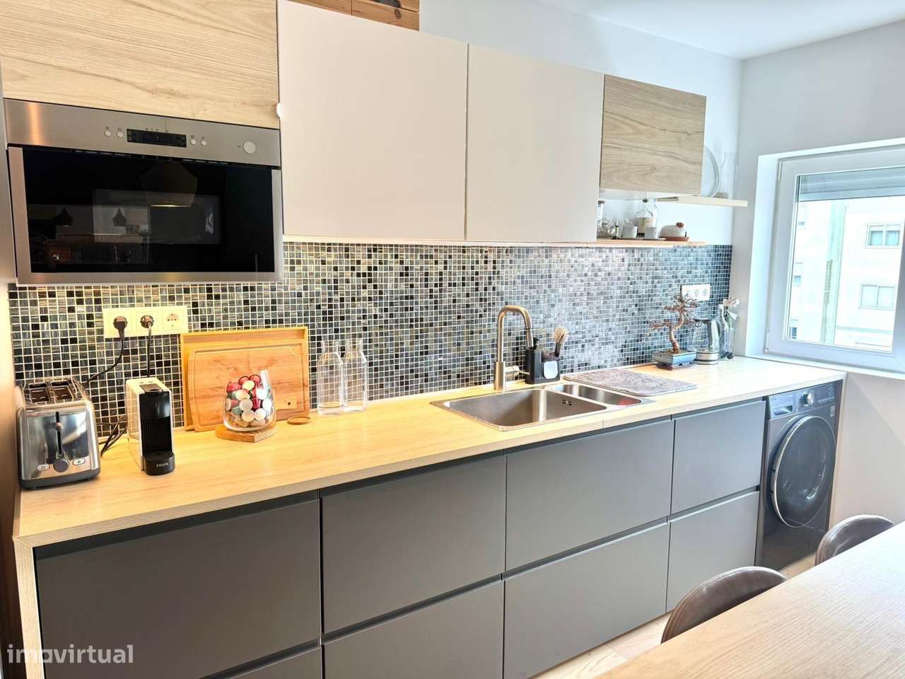 Apartamento T2 Totalmente Renovado em Massamá-8