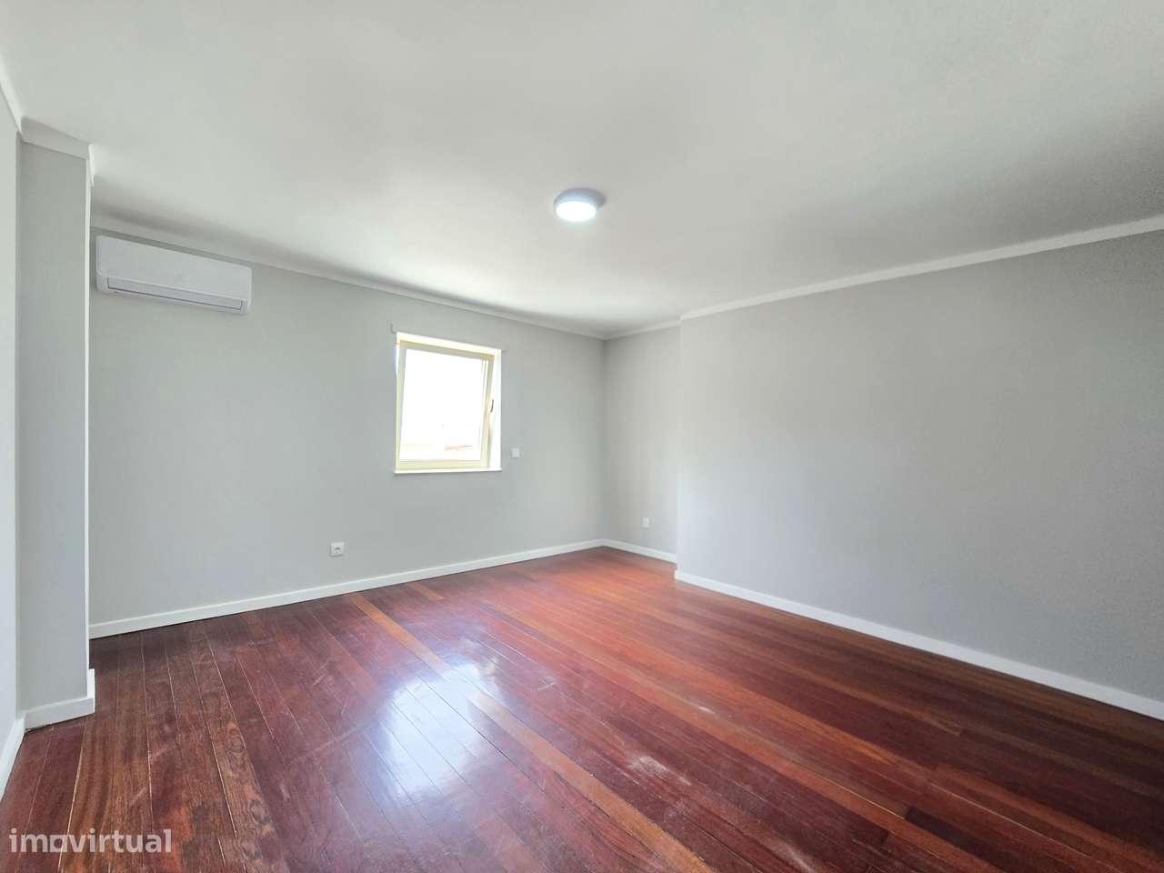 Moradia 5 quartos-14