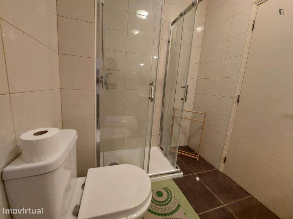 Quarto - localizado em Castelo branco - Grande imagem: 2/8