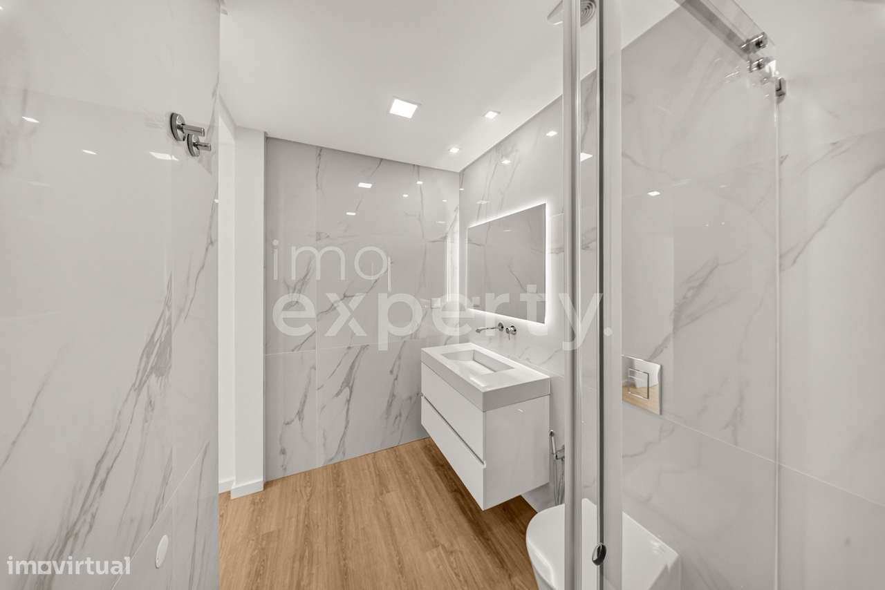 Moradia T5 de Luxo com piscina na Mealhada, Loures-5
