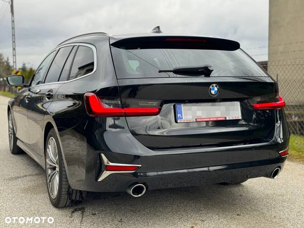 BMW Seria 3 320d xDrive MHEV Luxury Line sport - 6