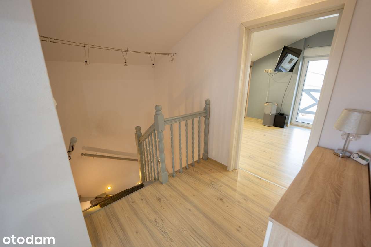 Dom 240 m² 2 niezależne wejścia idealny dla 2 rodzin lub pod inwestycj-12