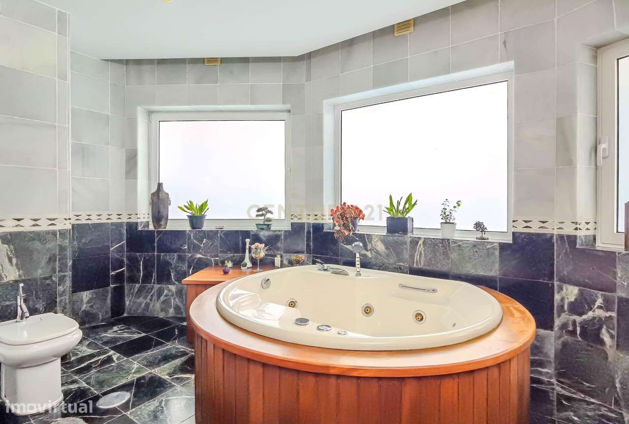 Quinta com Moradia e Piscina na Maia, Porto-49