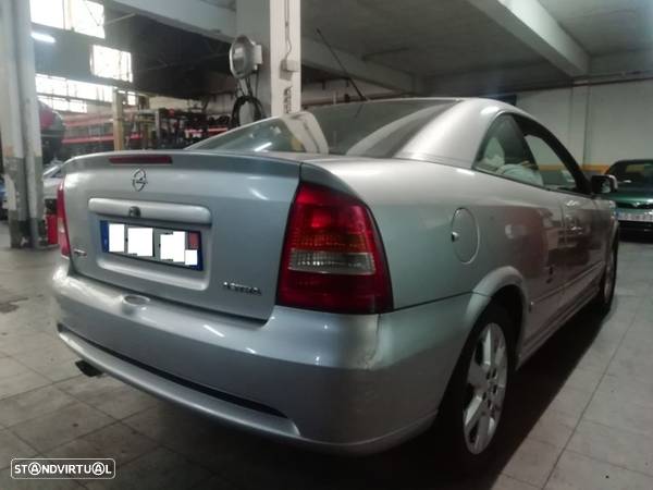 Opel Astra G 1.8 Bertone Coupe - 2