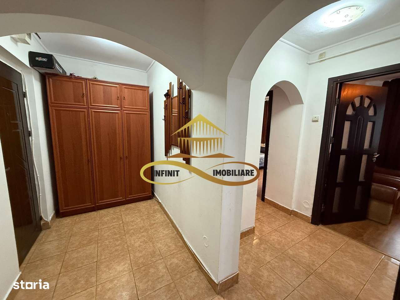 Apartament cu 3 camere - Imagine principală: 1/11