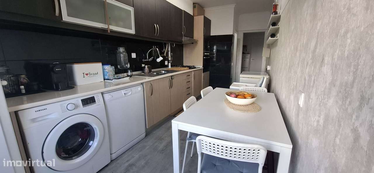 Excelente T2 - Qta. São João - Grande imagem: 4/10