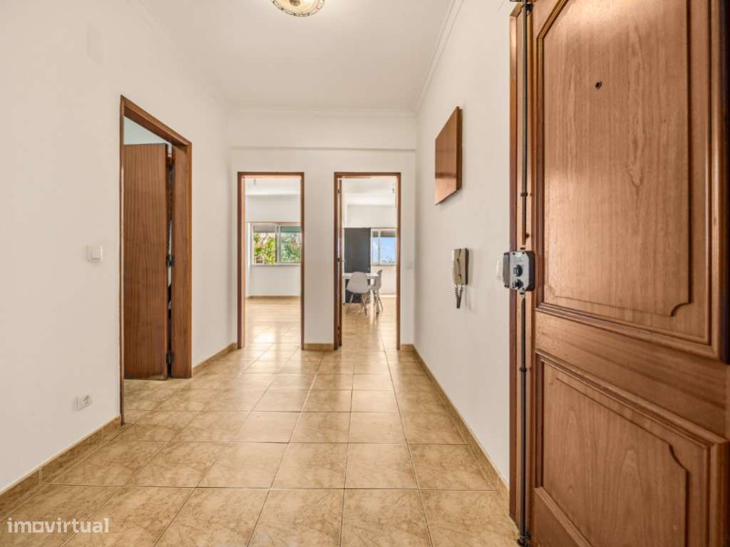 Apartamento T2 em Paio Pires-13