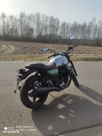 Moto Guzzi V7 - 4