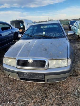 Dezmembrez Skoda Octavia 1 - 6