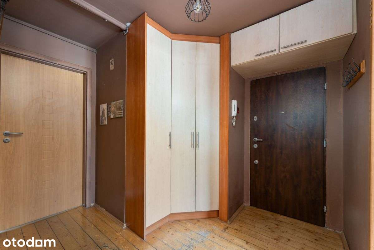 3 pokoje, kuchnia, loggia, piwnica, ul. Widok-12