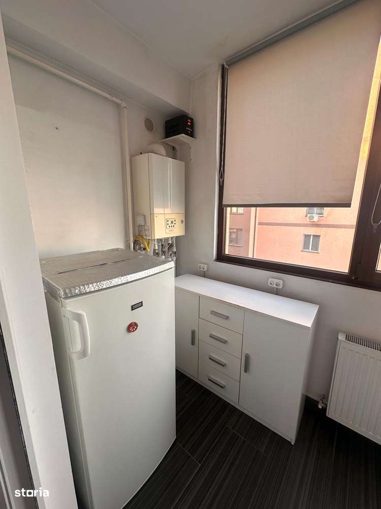 Garsoniera cu balcon și lift, Militari Residence-10