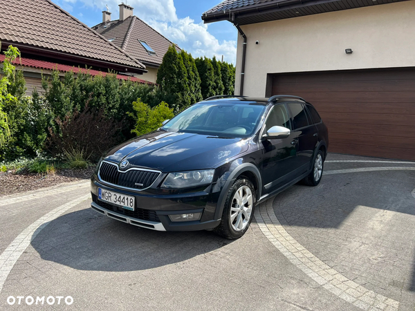 Skoda Octavia Scout 2.0 TDI 4x4 DSG - 1