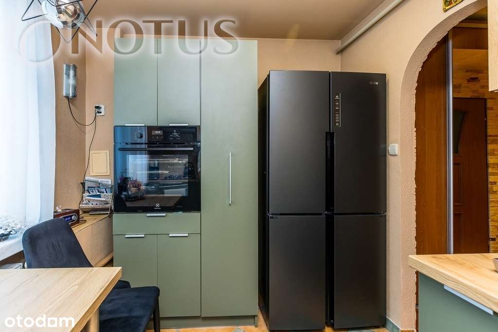 widok na zieleń/2pok osobna kuchnia/parking-1