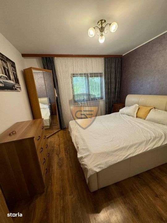 Faleza Nord Delfinariu, 3 camere, et 2/4, decomandat, parcare, - Imagine principală: 5/13