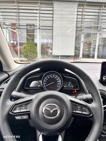 Mazda 2 e-SKYACTIV G 90 M HYBRID Center-Line - 17