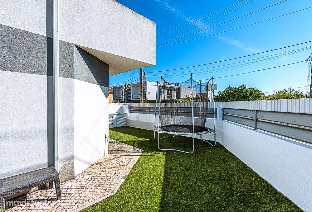 Moradia T4 à venda em Fernão Ferro - Grande imagem: 4/29