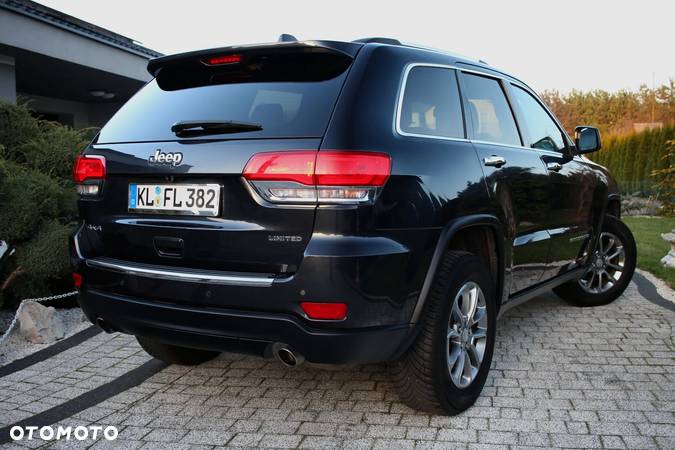 Jeep Grand Cherokee - 10