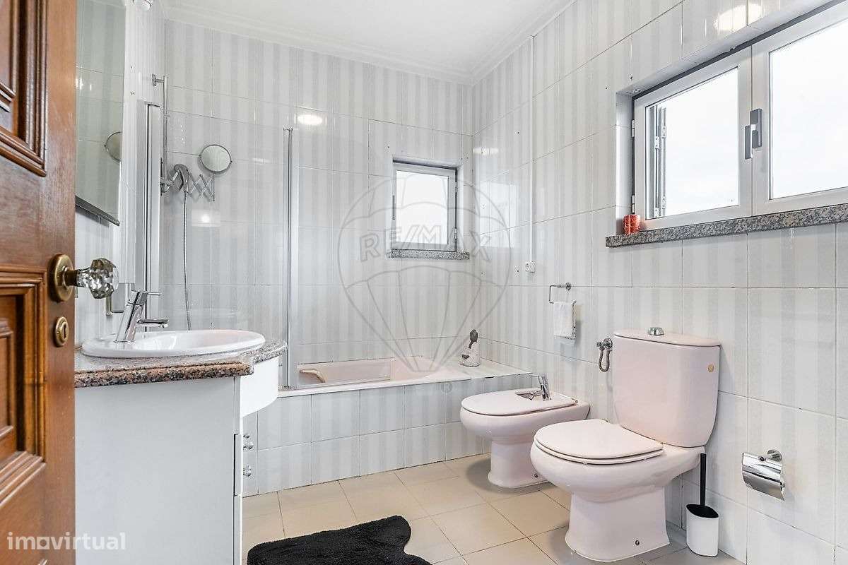 Moradia T5 individual em Nogueira - Braga-20