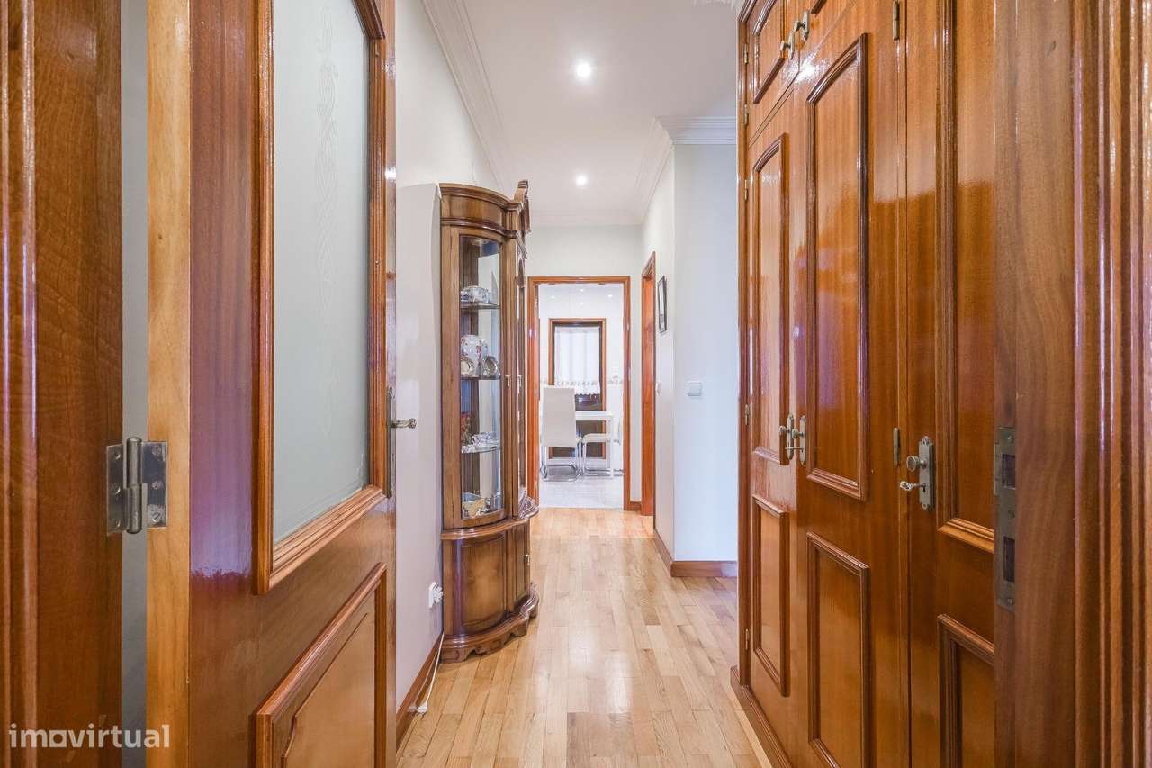 Moradia T4 exclusiva | Piscina| Zona Agrícola | Junto à Praia-46