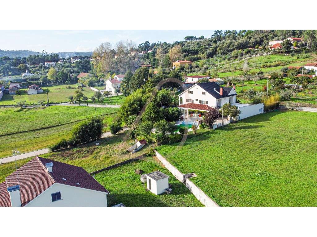 Refúgio Perfeito no Campo com Vista de Sonho e Piscina!-53