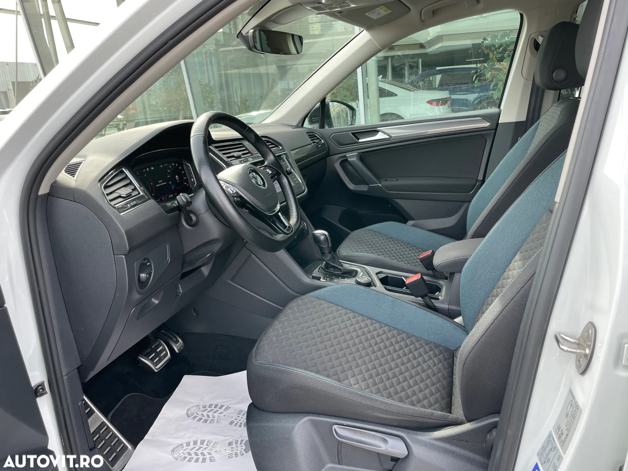 Volkswagen Tiguan Allspace 2.0 TDI SCR 4Motion DSG IQ.DRIVE - 9