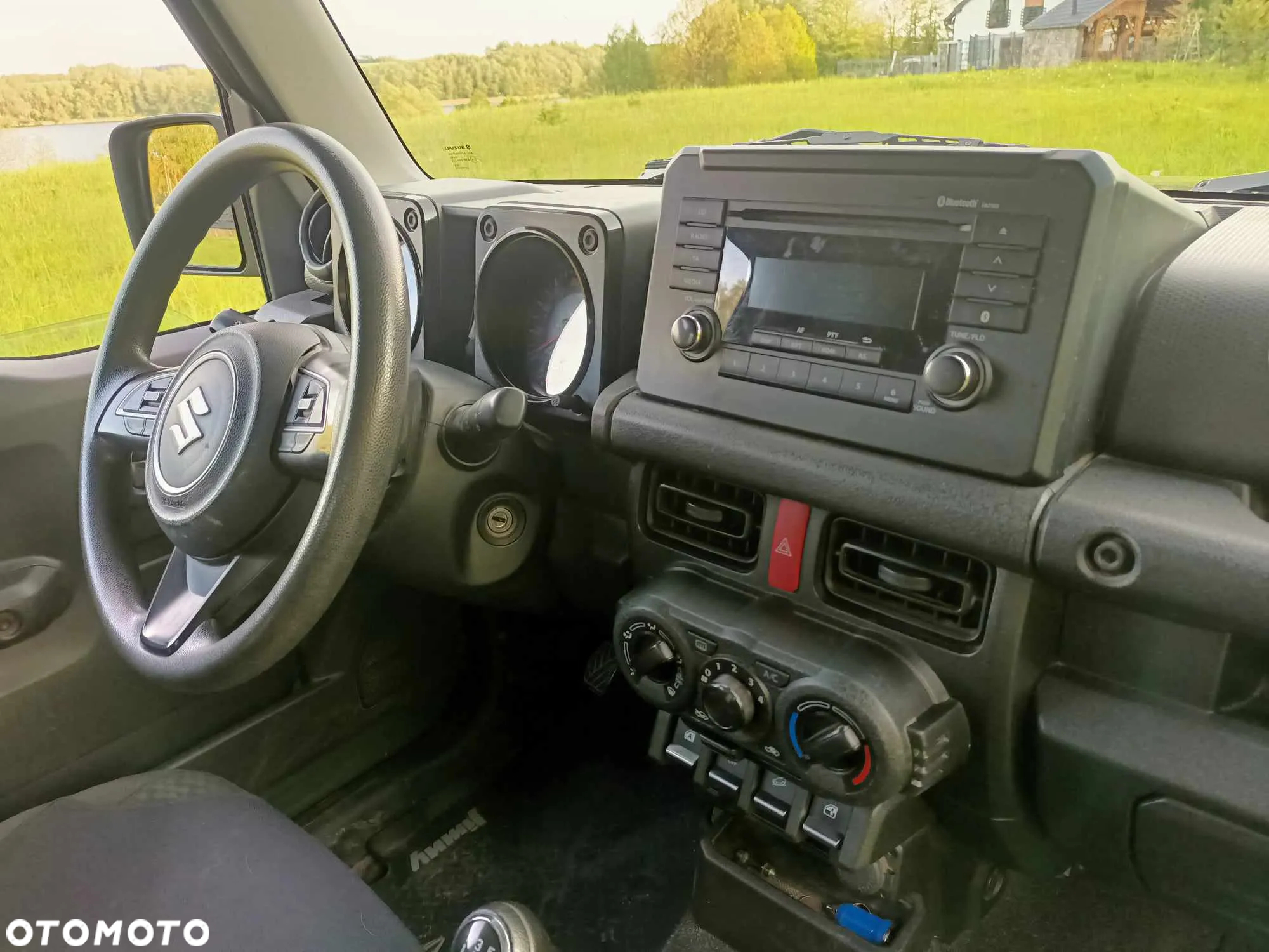 Suzuki Jimny 1.5 Premium - 16