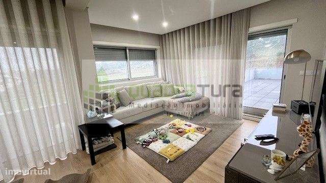 Apartamento T3 | Com TERRAÇO | Valongo Centro - Grande imagem: 2/26