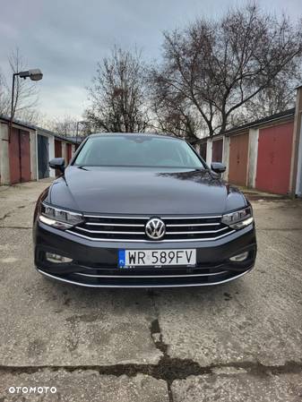 Volkswagen Passat 1.5 TSI EVO Elegance DSG - 1