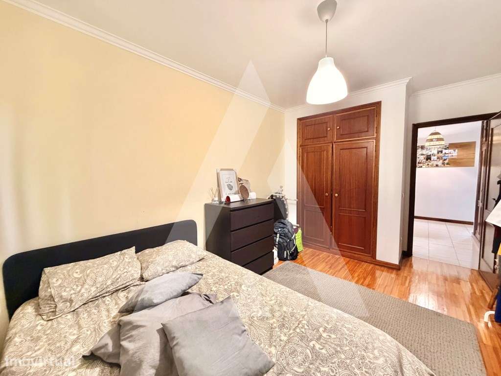 Apartamento T3 em São Roque-16