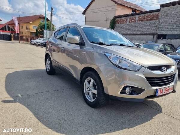 Hyundai ix35 2.0 CRDi 4WD Comfort - 17