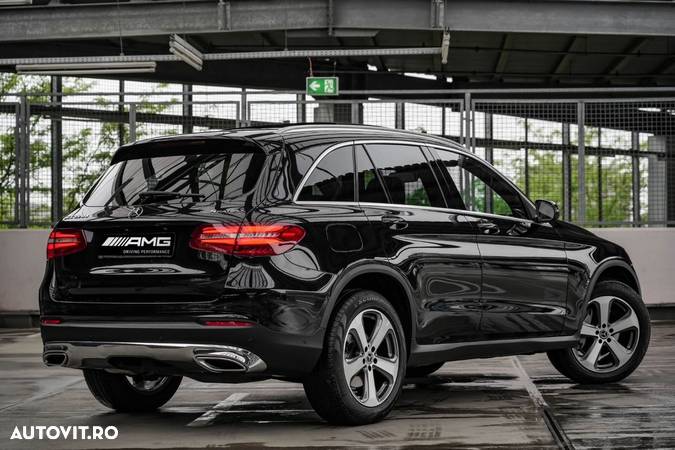 Mercedes-Benz GLC 220 d 4Matic 9G-TRONIC AMG Line - 4