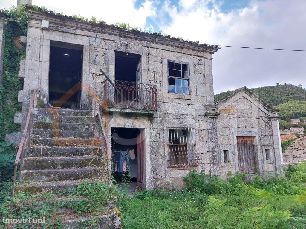 Fantástica Casa Senhorial, com capela