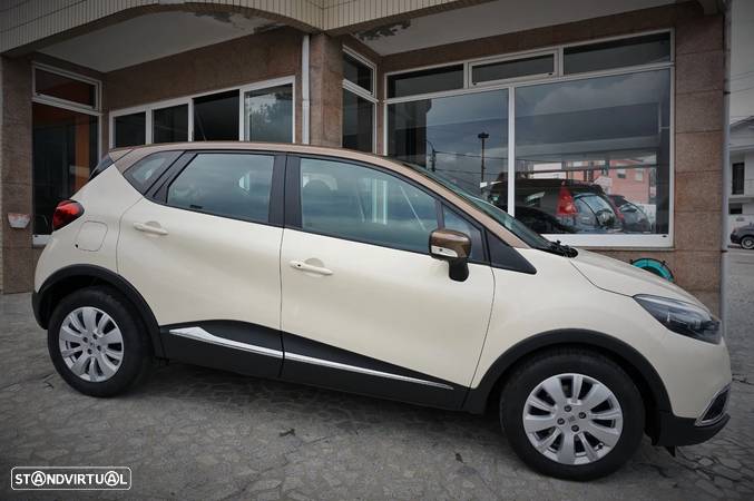 Renault Captur 1.5 dCi Exclusive - 4