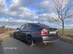 BMW Seria 3 318d - 12