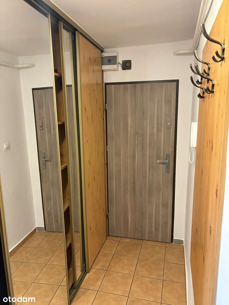 3 oddzielne pokoje + jasna kuchnia | Os. Millenium | Balkon z widokiem-5