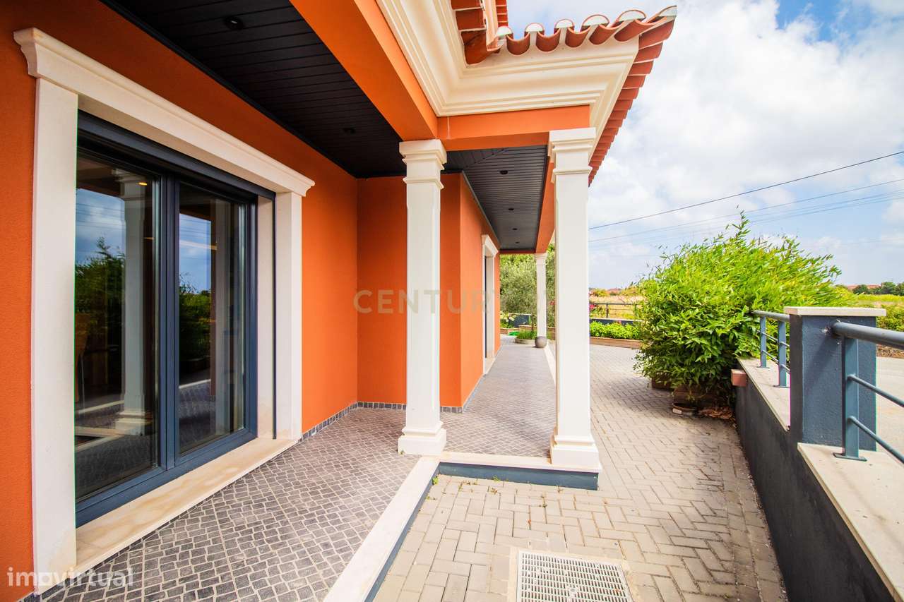 Moradia isolada com piscina e total privacidade, a 5 minutos da A17, M-49