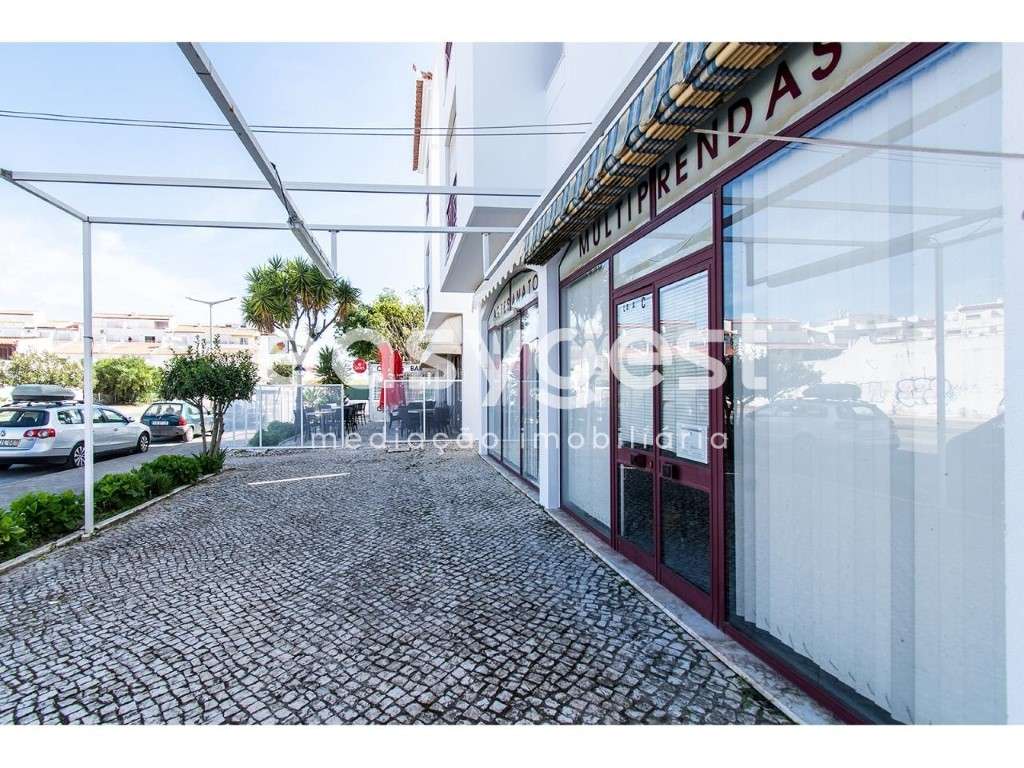 Loja destinada a comércio -boa localização, a 2 min da Praia de Altura - Grande imagem: 5/23