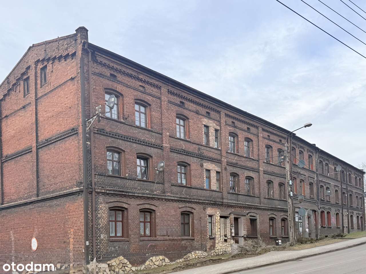 2 Kamienice + garaże+ działka 11989 m2-0