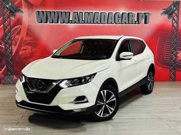 Nissan Qashqai 1.2 DIG-T N-Connecta - 1