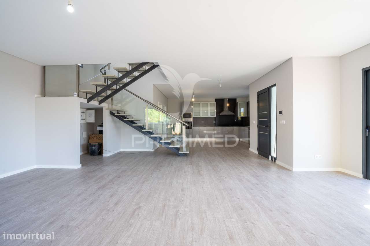 Moradia Nova T3 em Funchal - Grande imagem: 4/23