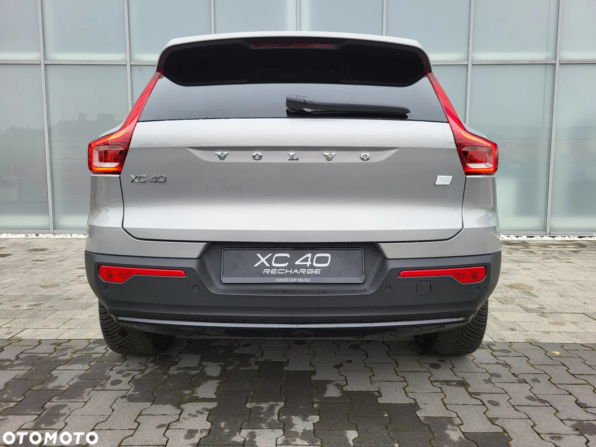 Volvo XC 40 Recharge Twin AWD Plus - 11