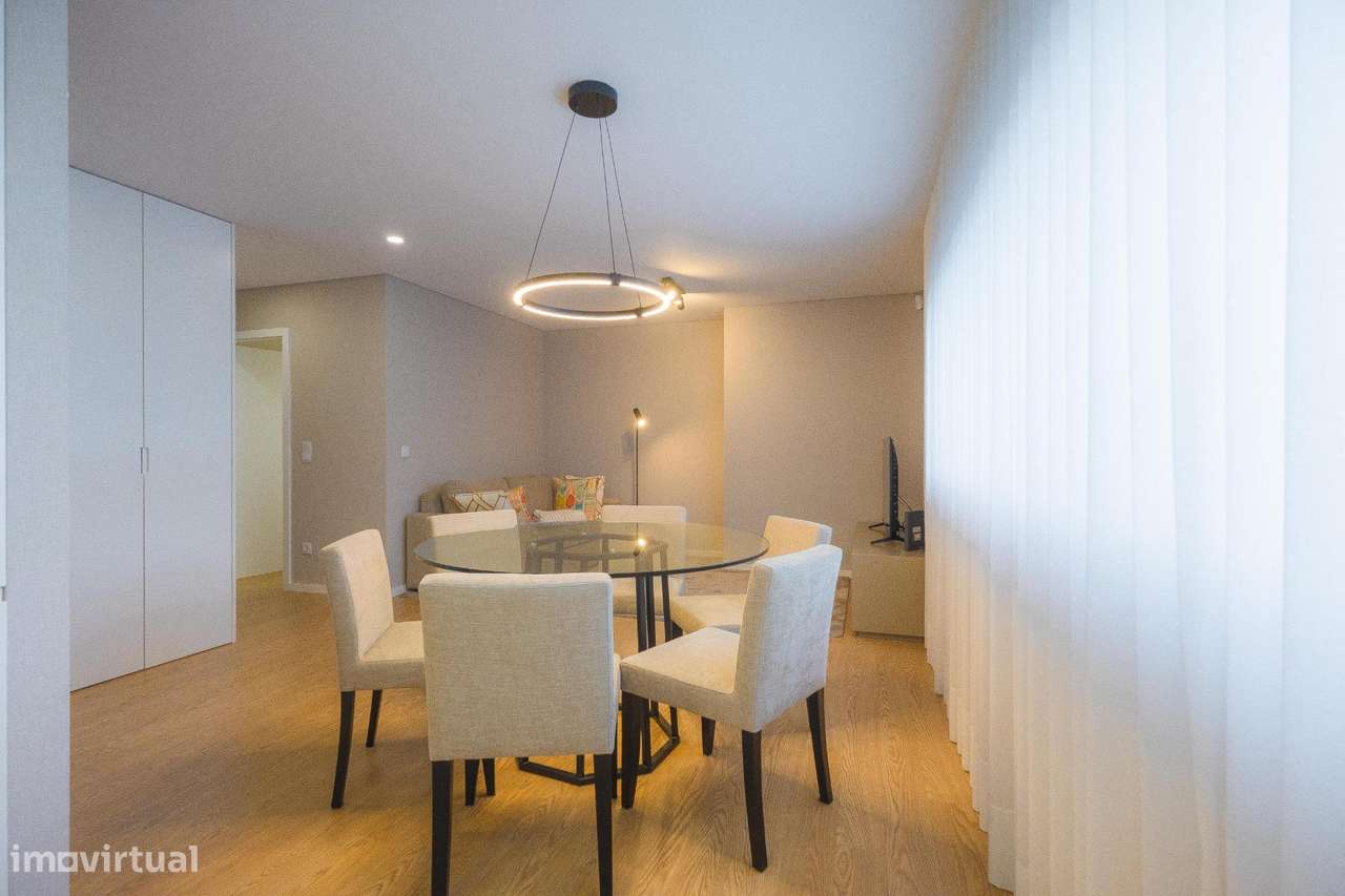 T1 Moderno e Luminoso com Metro Próximo e Acesso Rápido à Praia...-4