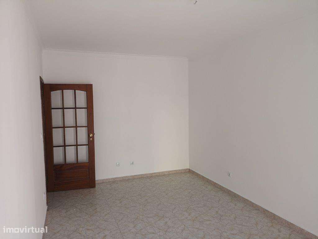 Apartamento em Sintra, Algueirão-Mem Martins - Grande imagem: 4/15