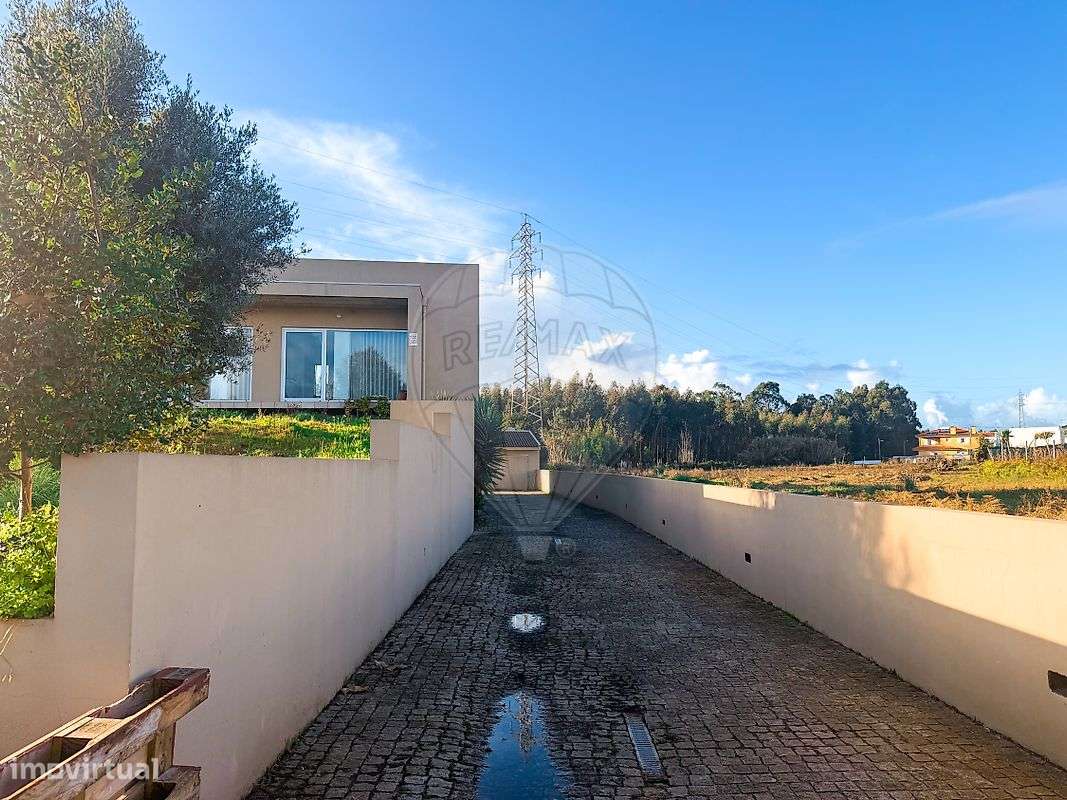 Moradia T4 para venda - Grande imagem: 2/19